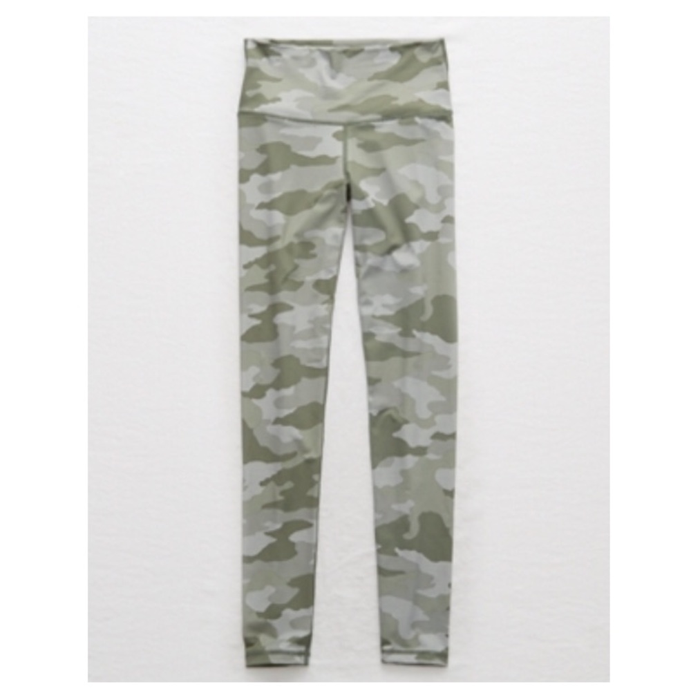 American Eagle High Waisted Camo Leggings